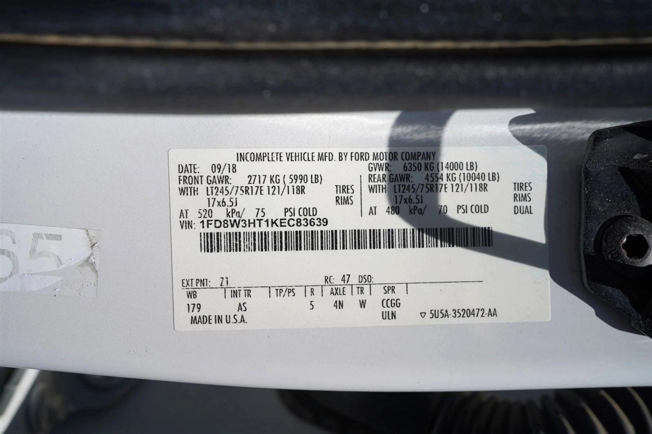 Ford F-350 SD XLT Crew Cab Long Bed DRW 4WD 2019