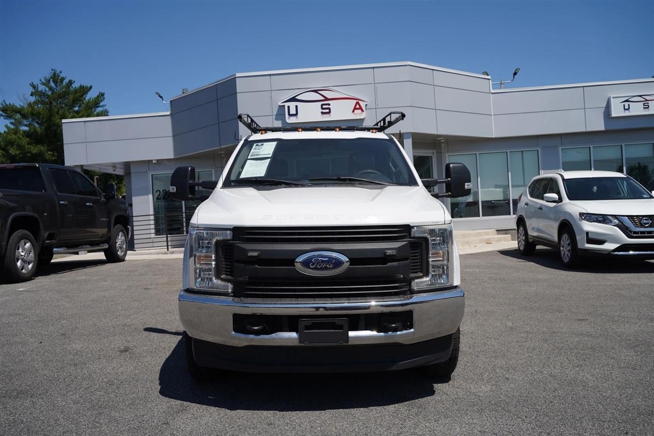 Ford F-350 SD XLT Crew Cab Long Bed DRW 4WD 2019