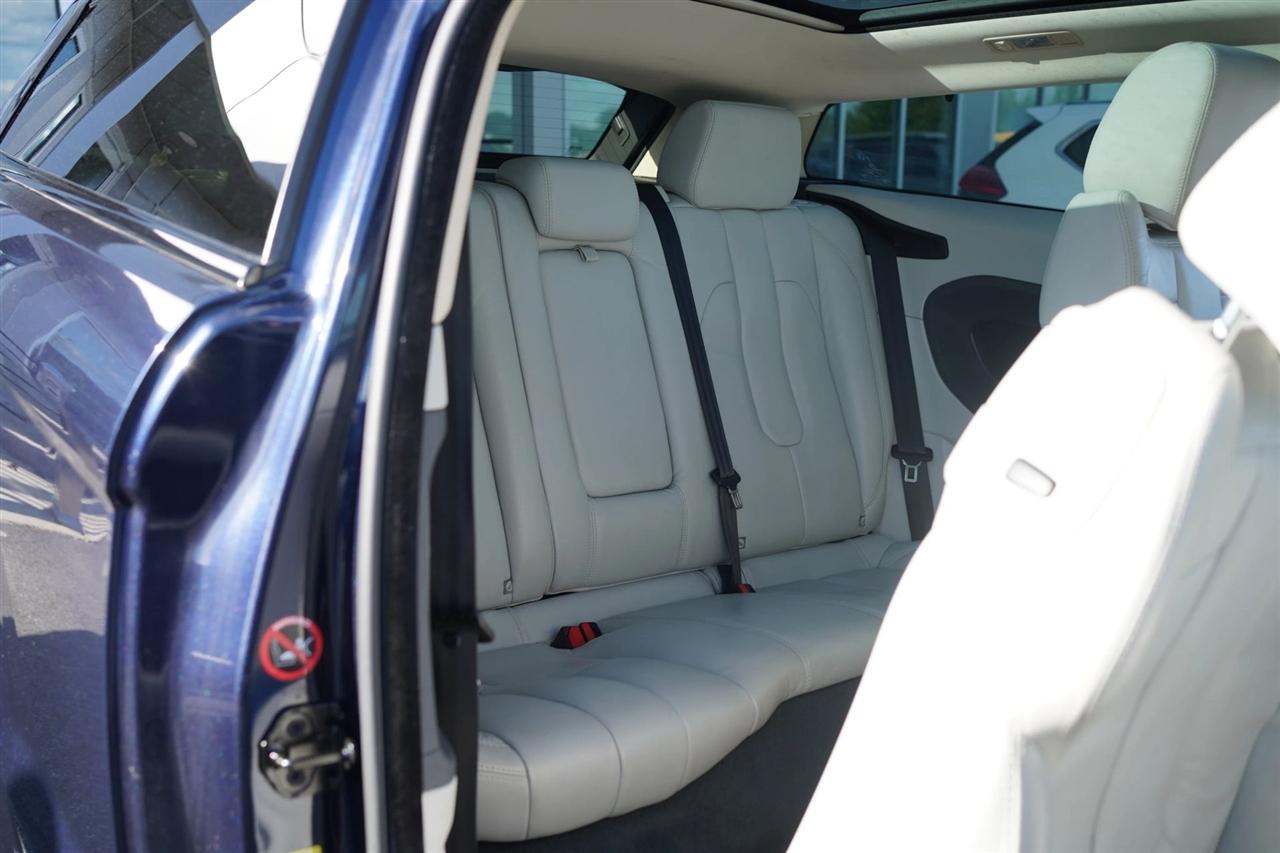 Land Rover Range Rover Evoque Pure Premium 3-Door 2014