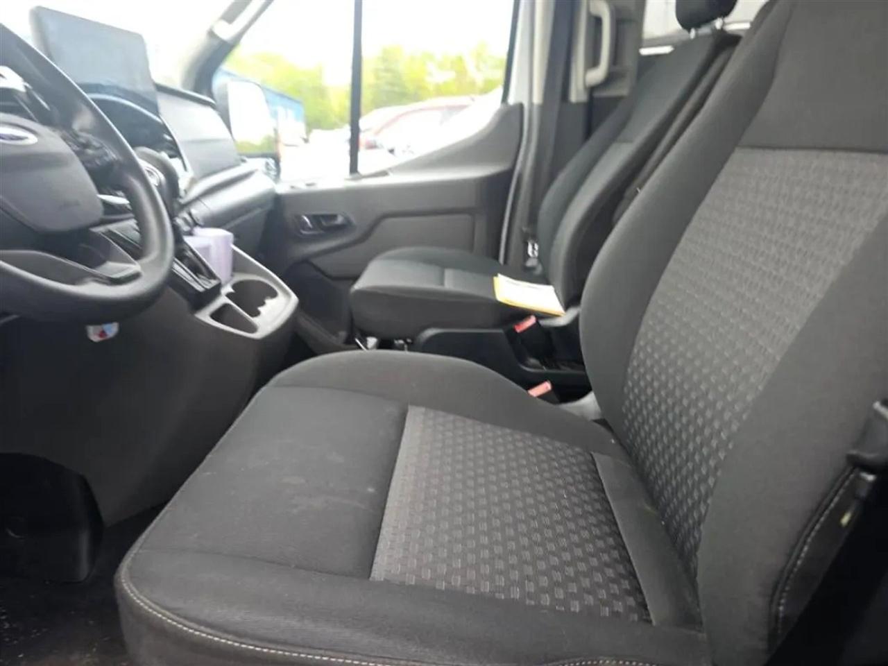 Ford Transit 350 Wagon Med. Roof XL w/Sliding Pass. 148-in. WB 2023