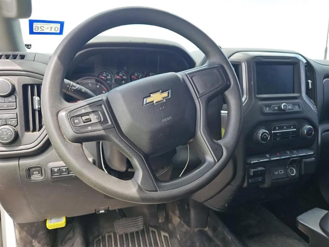 Chevrolet Silverado 3500HD Work Truck Crew Cab 4WD 2023