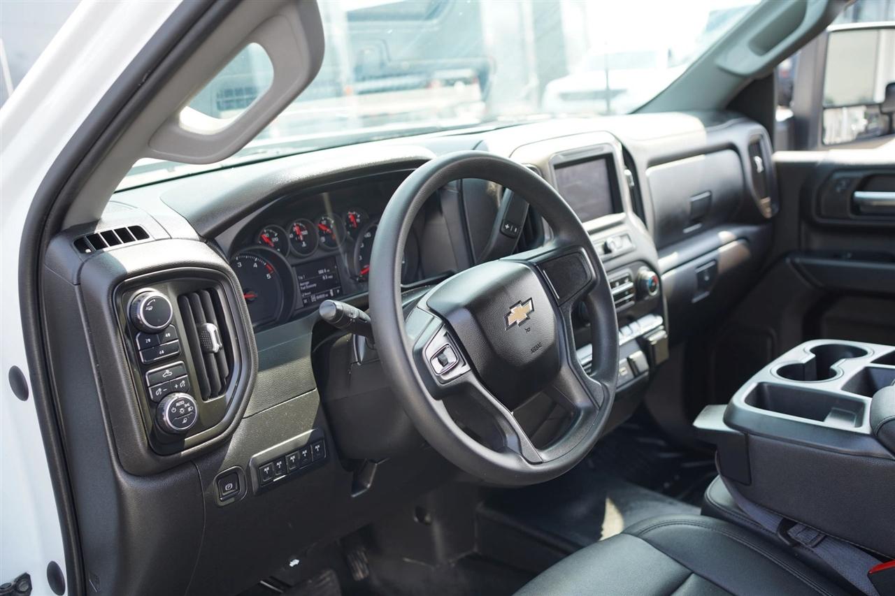 Chevrolet Silverado 3500HD Work Truck Crew Cab 4WD 2023