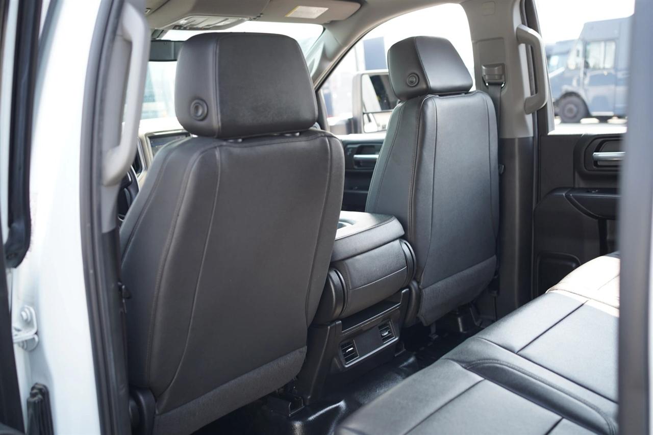 Chevrolet Silverado 3500HD Work Truck Crew Cab 4WD 2023