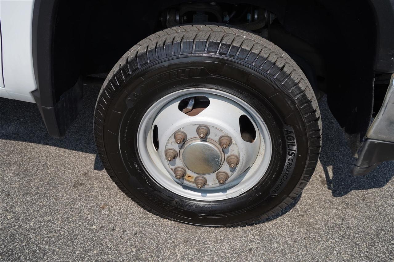Chevrolet Silverado 3500HD Work Truck Crew Cab 4WD 2023