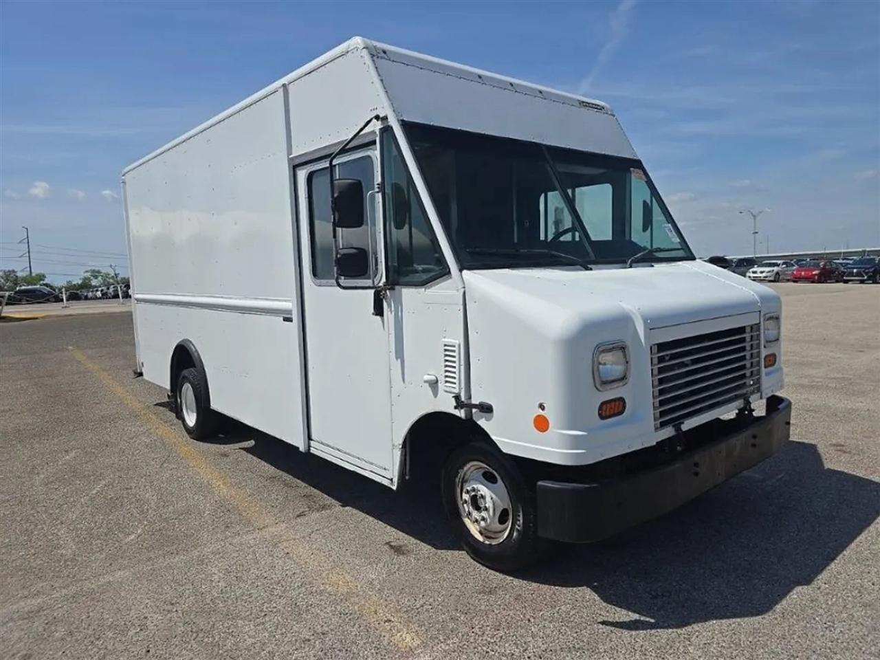Ford E450 Super Duty No data 2023