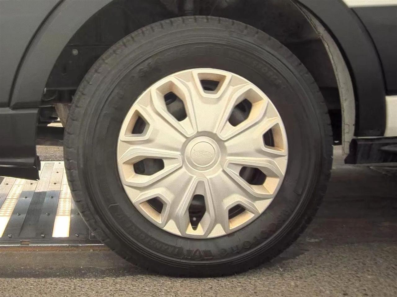 Ford Transit 350 Van Low Roof w/Sliding Pass. 130-in. WB 2021