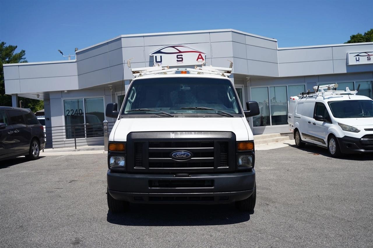 Ford Econoline E-250 2011