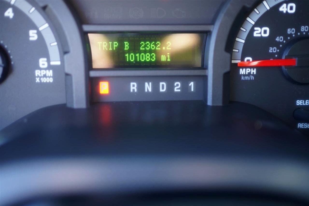 Ford Econoline E-250 2011