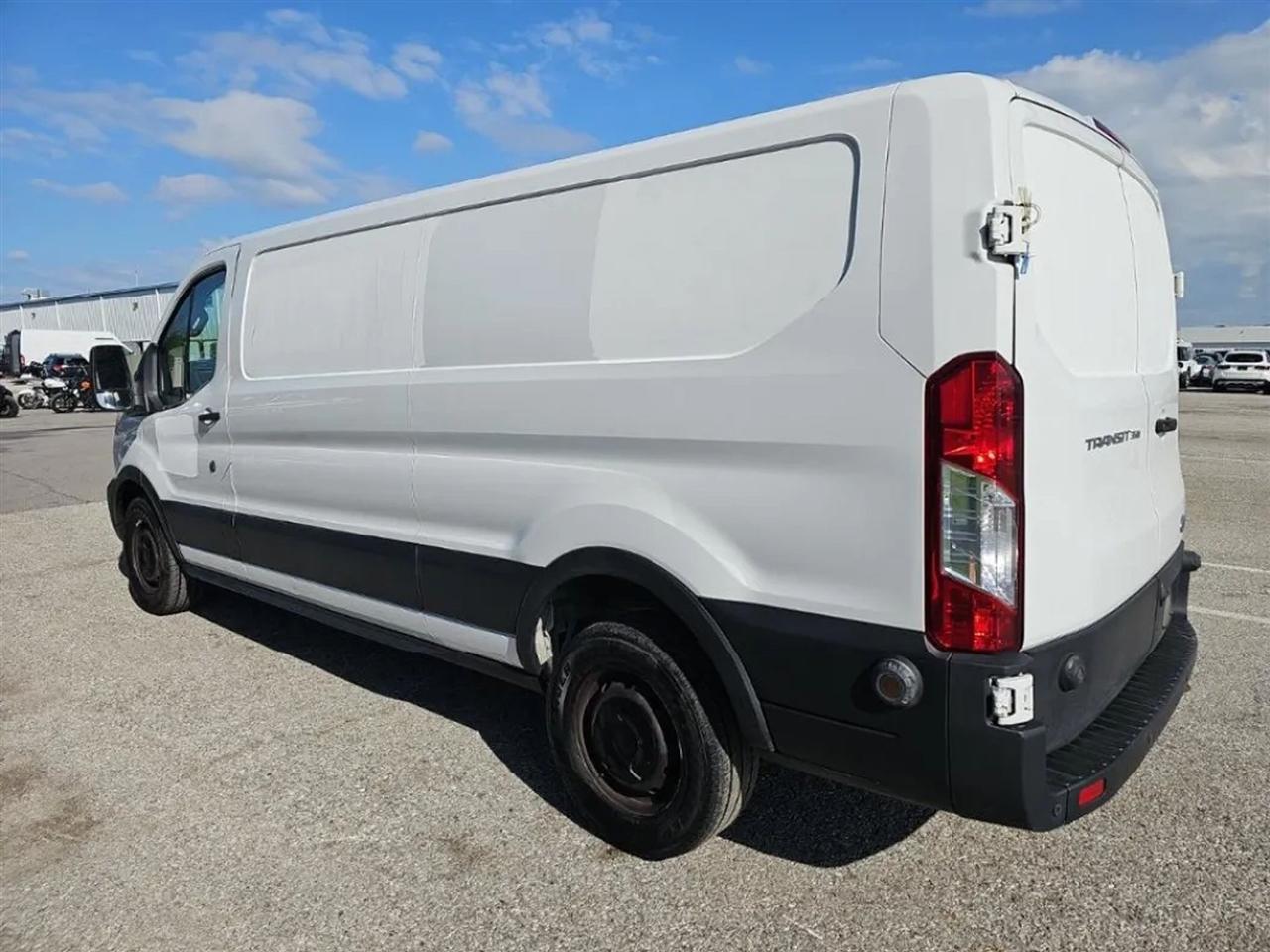 Ford Transit 350 Van Low Roof Sliding Pass. 130-in. WB 2020