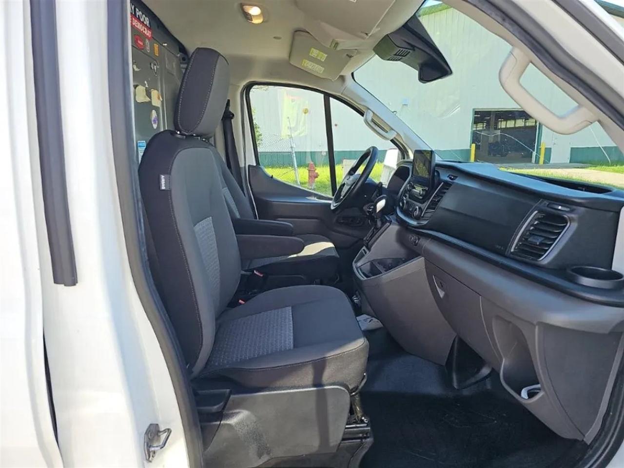 Ford Transit 350 Van Low Roof Sliding Pass. 130-in. WB 2020