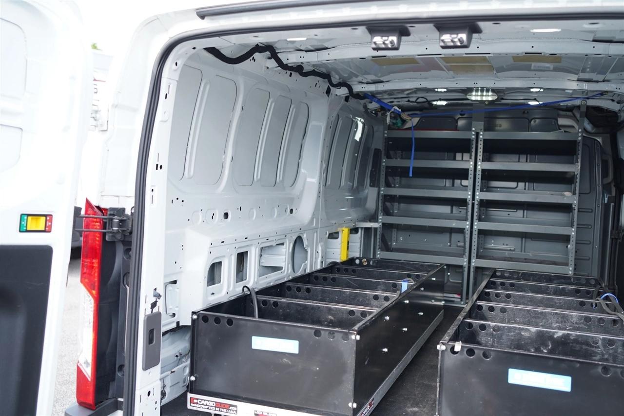 Ford Transit 350 Van Low Roof Sliding Pass. 130-in. WB 2020