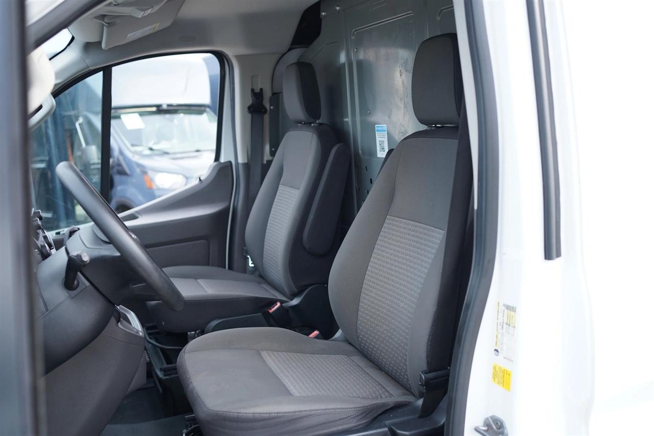 Ford Transit 350 Van Low Roof Sliding Pass. 130-in. WB 2020
