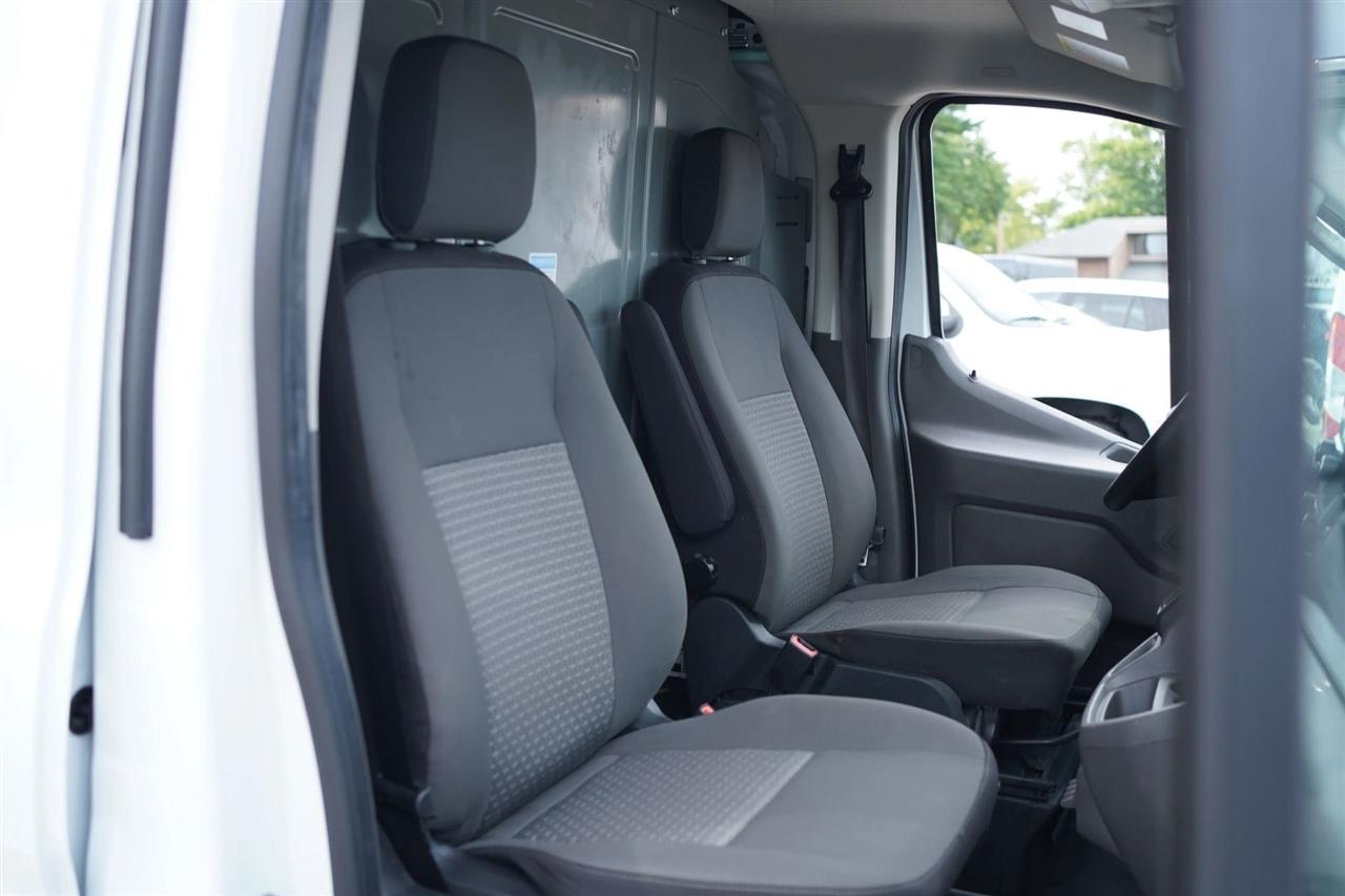 Ford Transit 350 Van Low Roof Sliding Pass. 130-in. WB 2020
