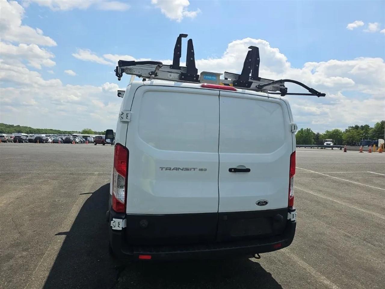 Ford Transit 150 Van Low Roof w/Sliding Pass. 130-in. WB 2020