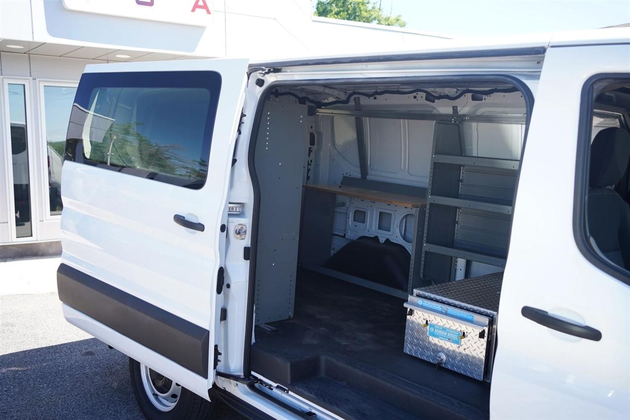 Ford Transit 150 Van Low Roof w/Sliding Pass. 130-in. WB 2022