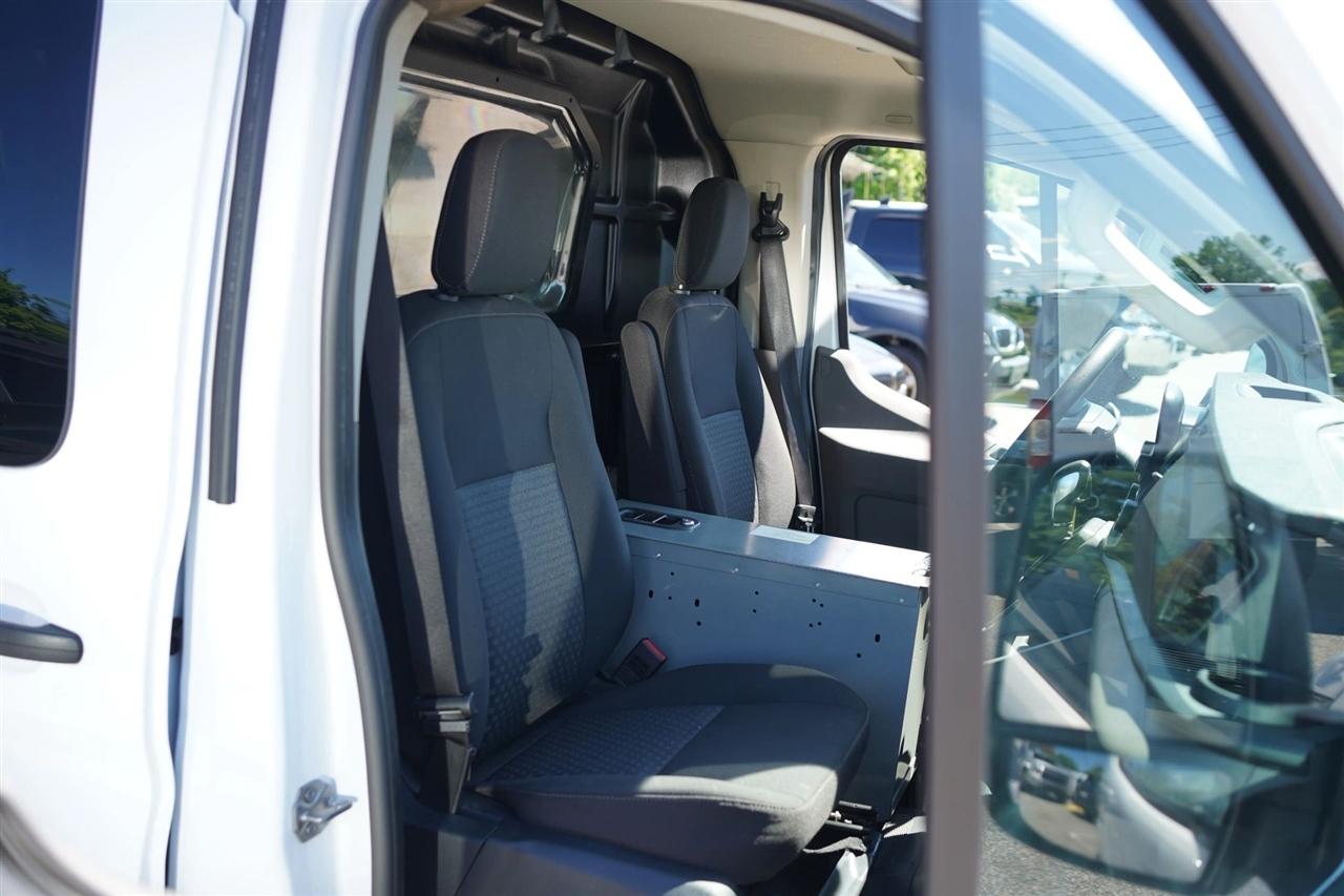 Ford Transit 150 Van Low Roof w/Sliding Pass. 130-in. WB 2022