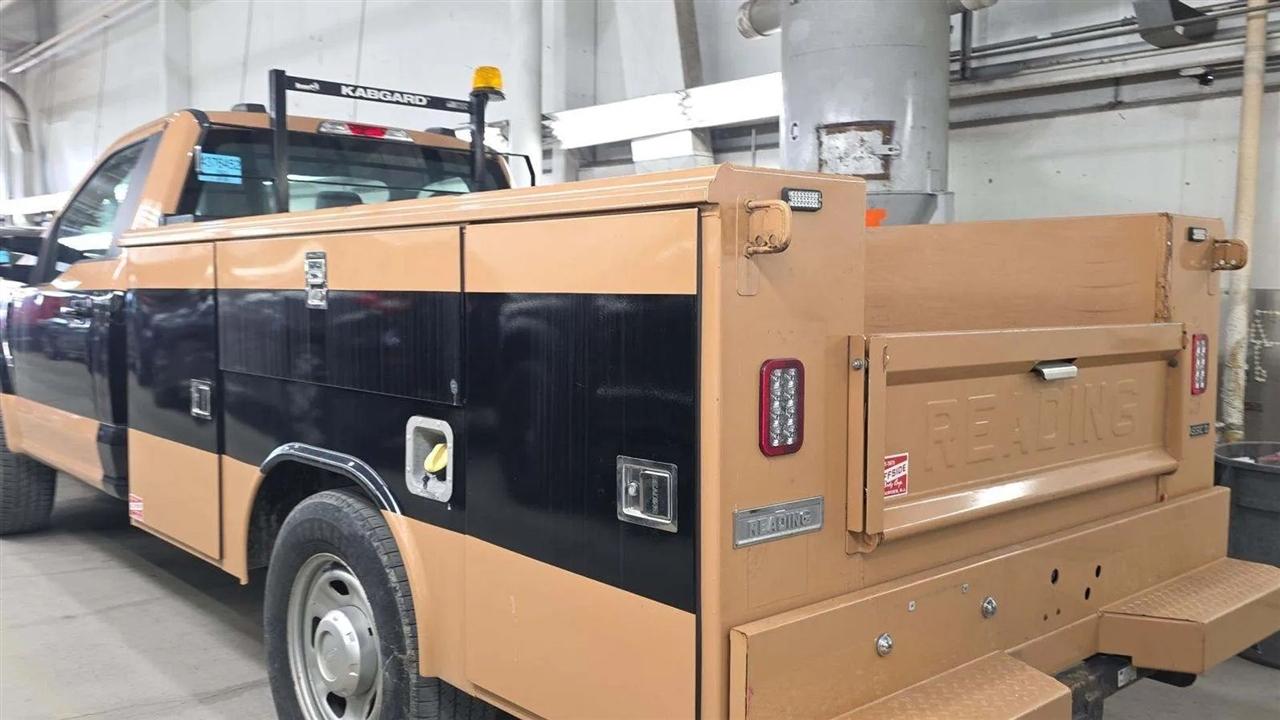 Ford F-350 SD XL 2WD 2021