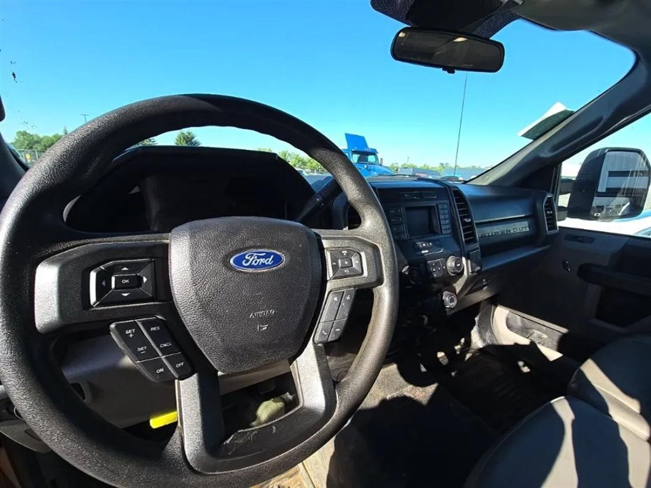 Ford F-350 SD XL 2WD 2021