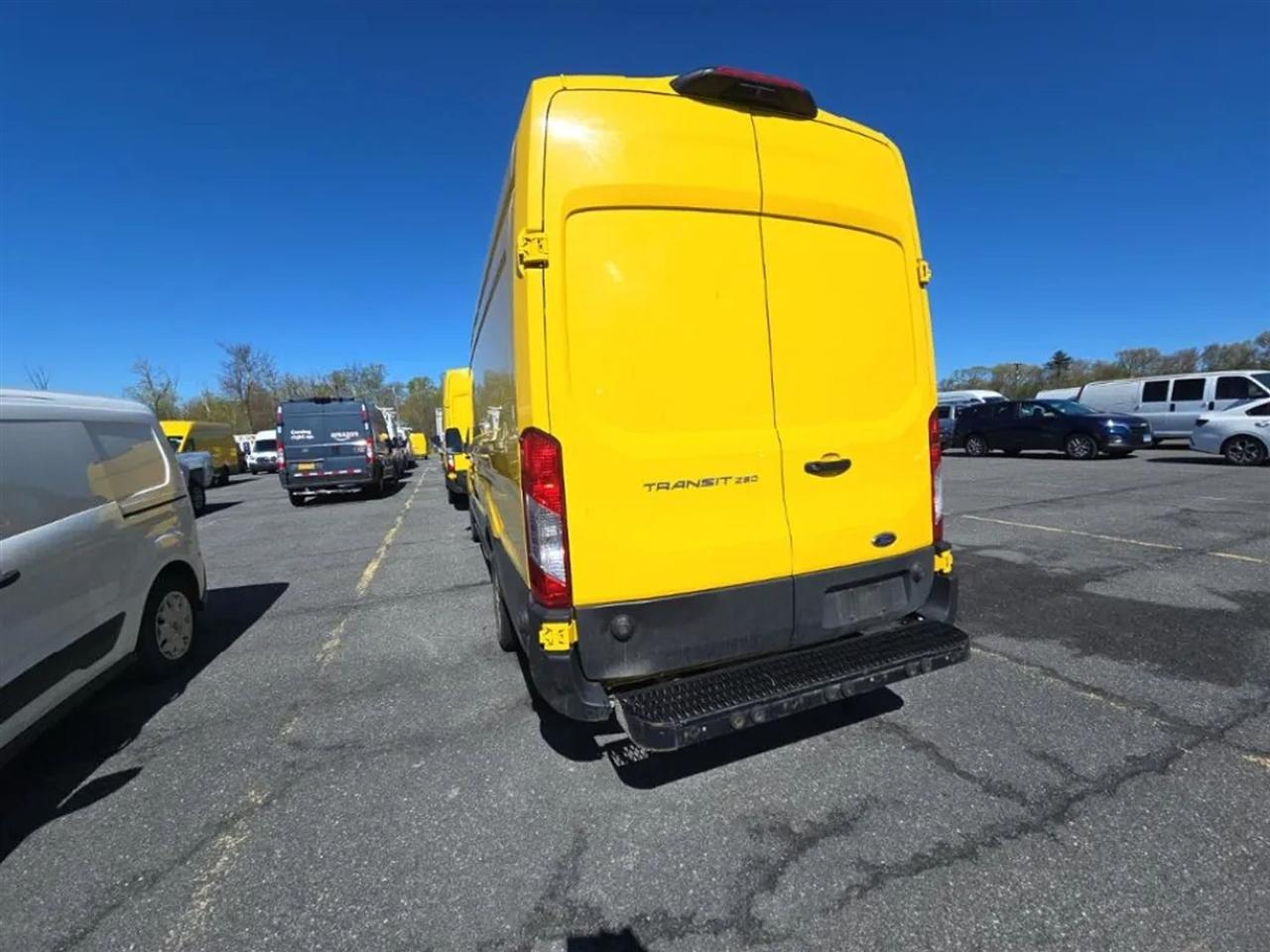 Ford Transit 250 Van High Roof w/Sliding Pass. 148-in. WB EL 2021