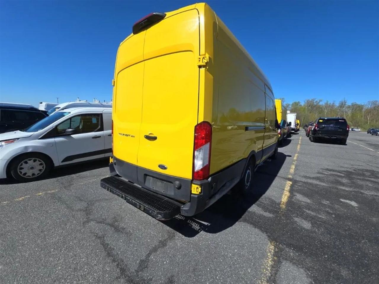 Ford Transit 250 Van High Roof w/Sliding Pass. 148-in. WB EL 2021