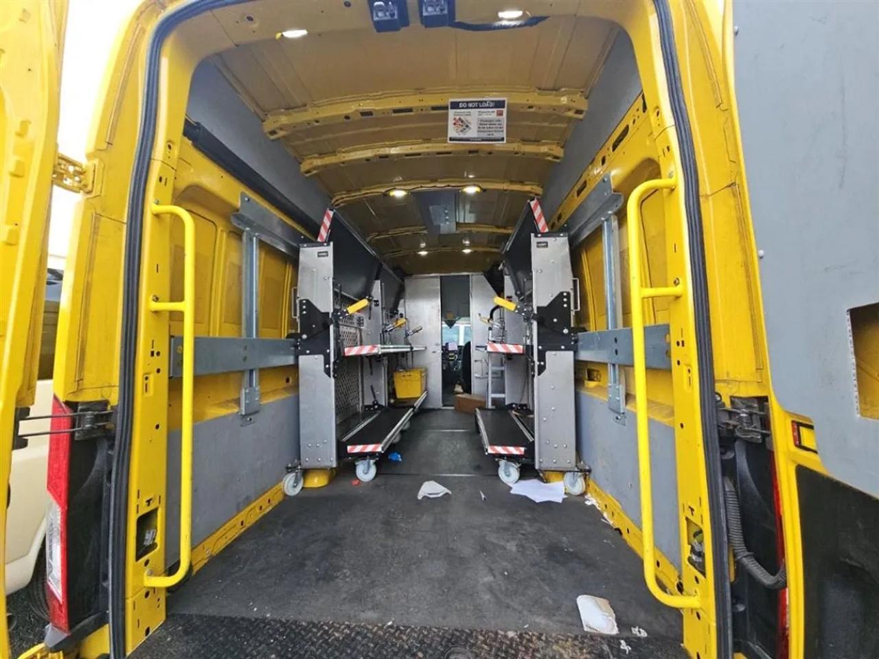 Ford Transit 250 Van High Roof w/Sliding Pass. 148-in. WB EL 2021