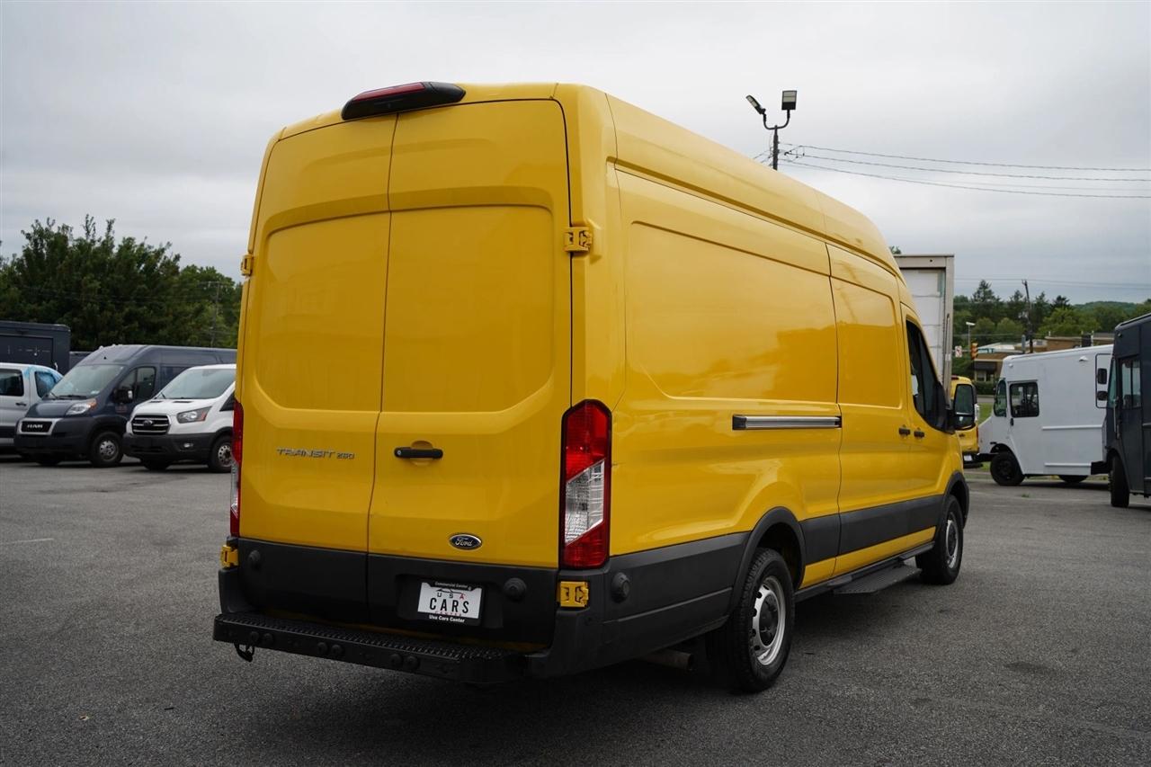Ford Transit 250 Van High Roof w/Sliding Pass. 148-in. WB EL 2021
