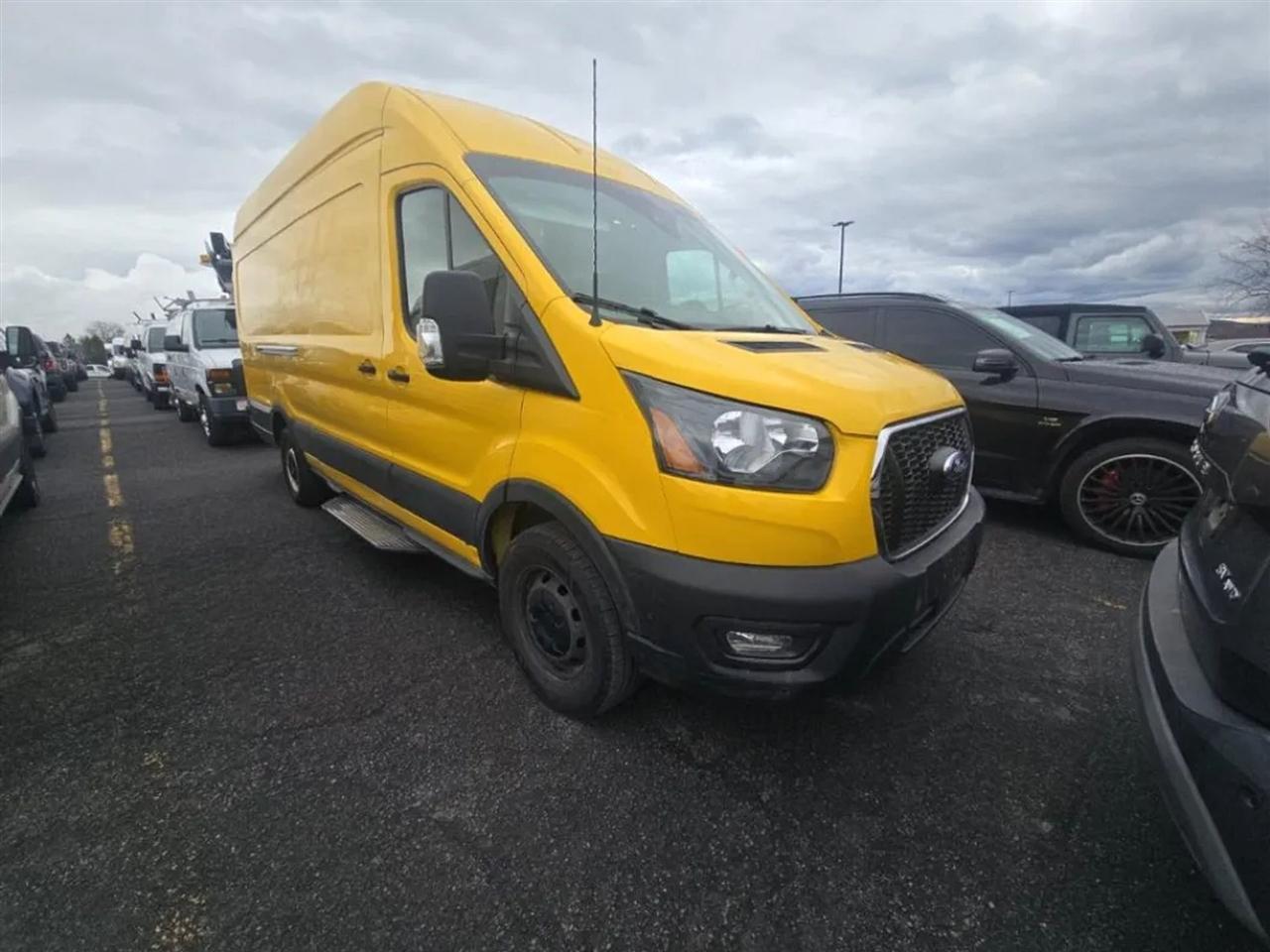 Ford Transit 250 Van High Roof w/Sliding Pass. 148-in. WB EL 2021