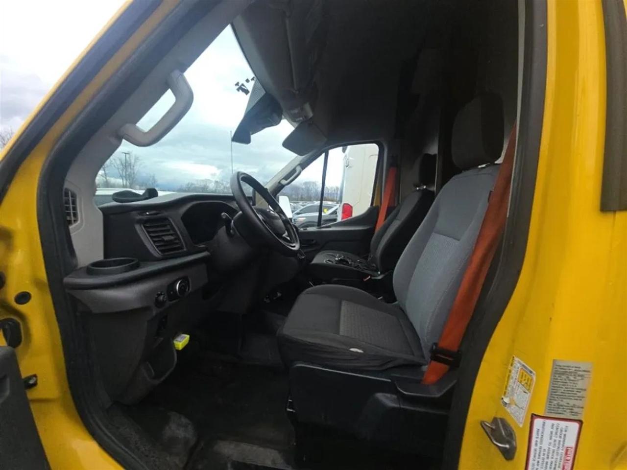 Ford Transit 250 Van High Roof w/Sliding Pass. 148-in. WB EL 2021