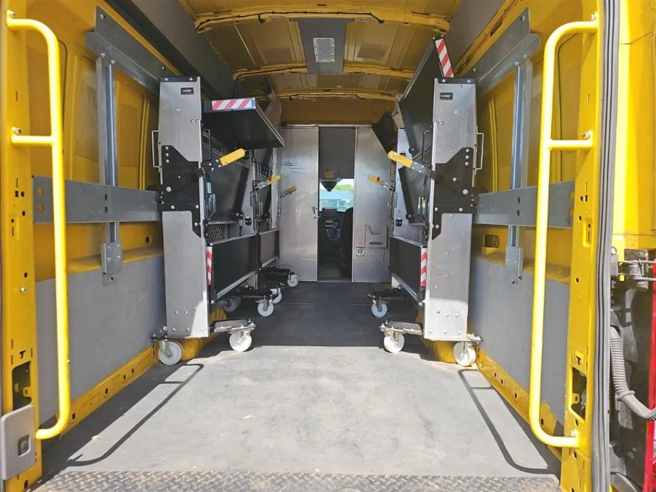 Ford Transit 250 Van High Roof w/Sliding Pass. 148-in. WB EL 2021