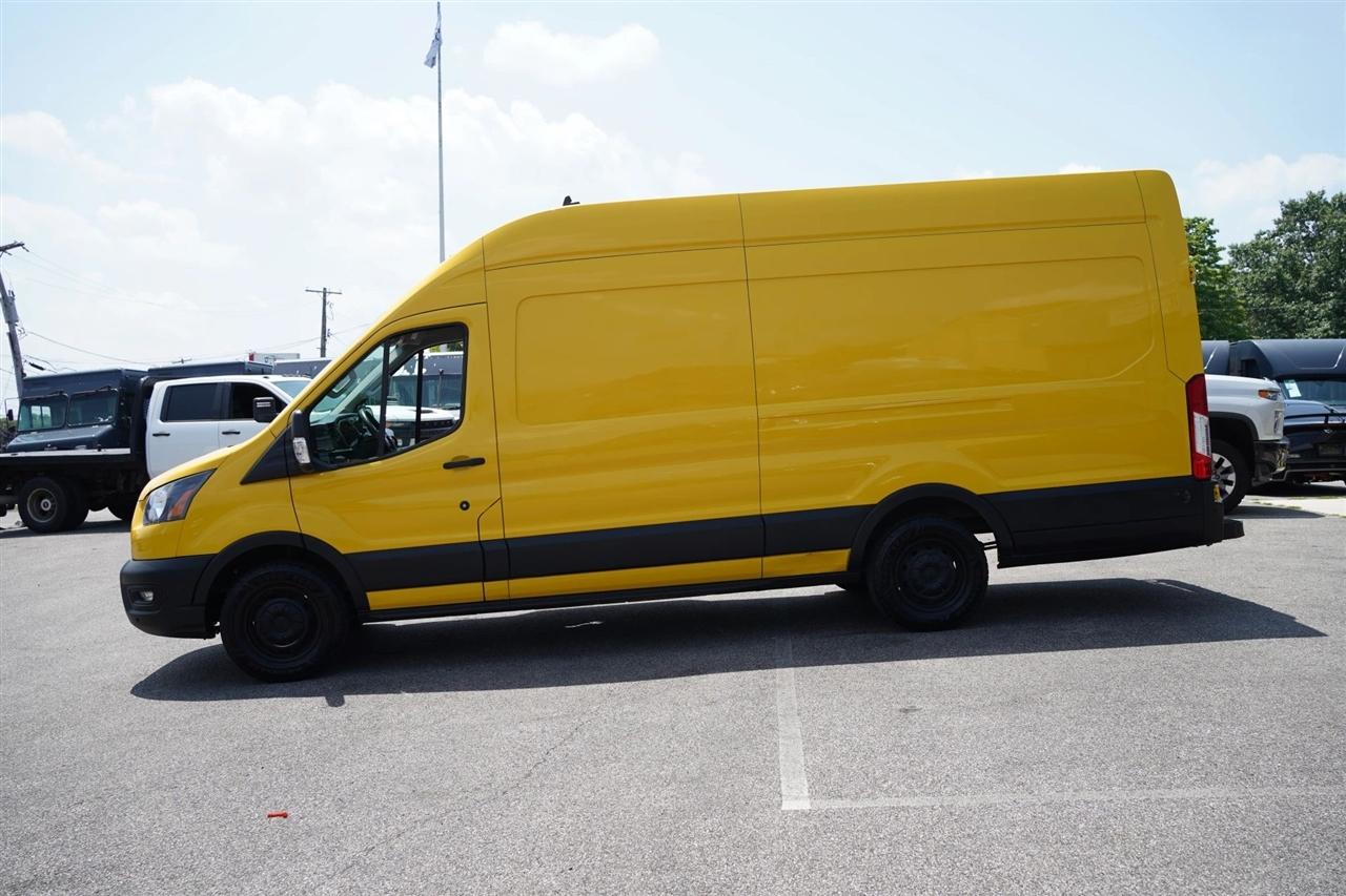Ford Transit 250 Van High Roof w/Sliding Pass. 148-in. WB EL 2021