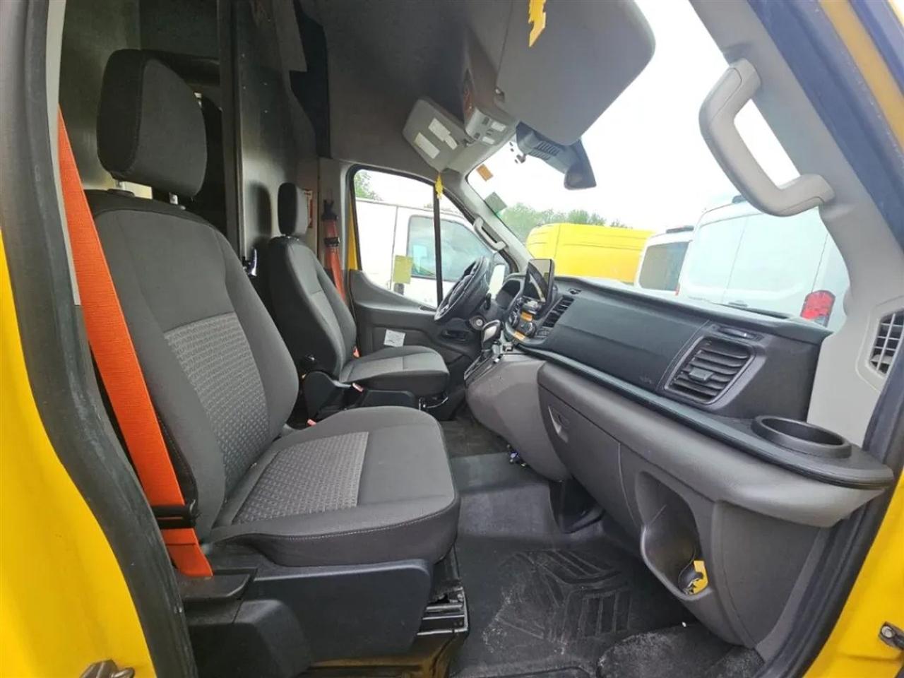 Ford Transit 250 Van High Roof w/Sliding Pass. 148-in. WB EL 2021
