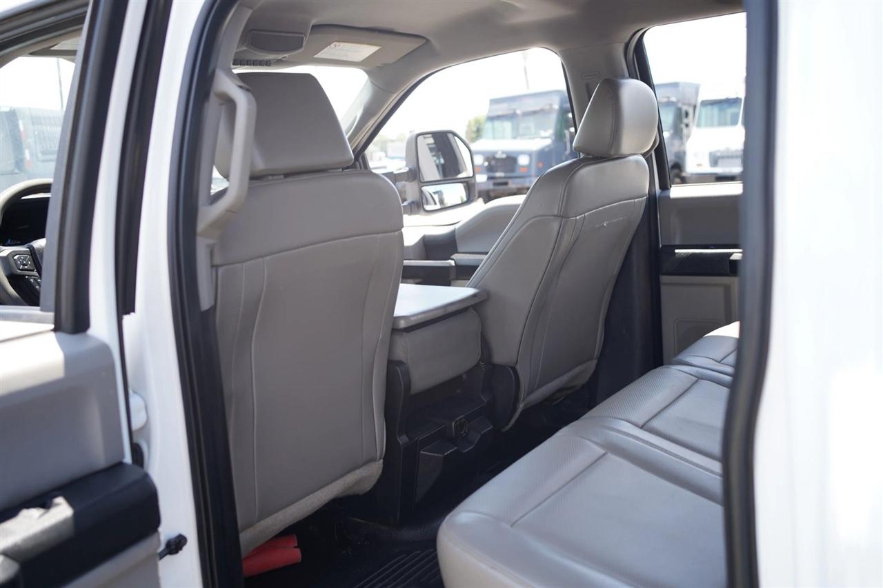 Ford F-450 SD Crew Cab DRW 2WD 2018
