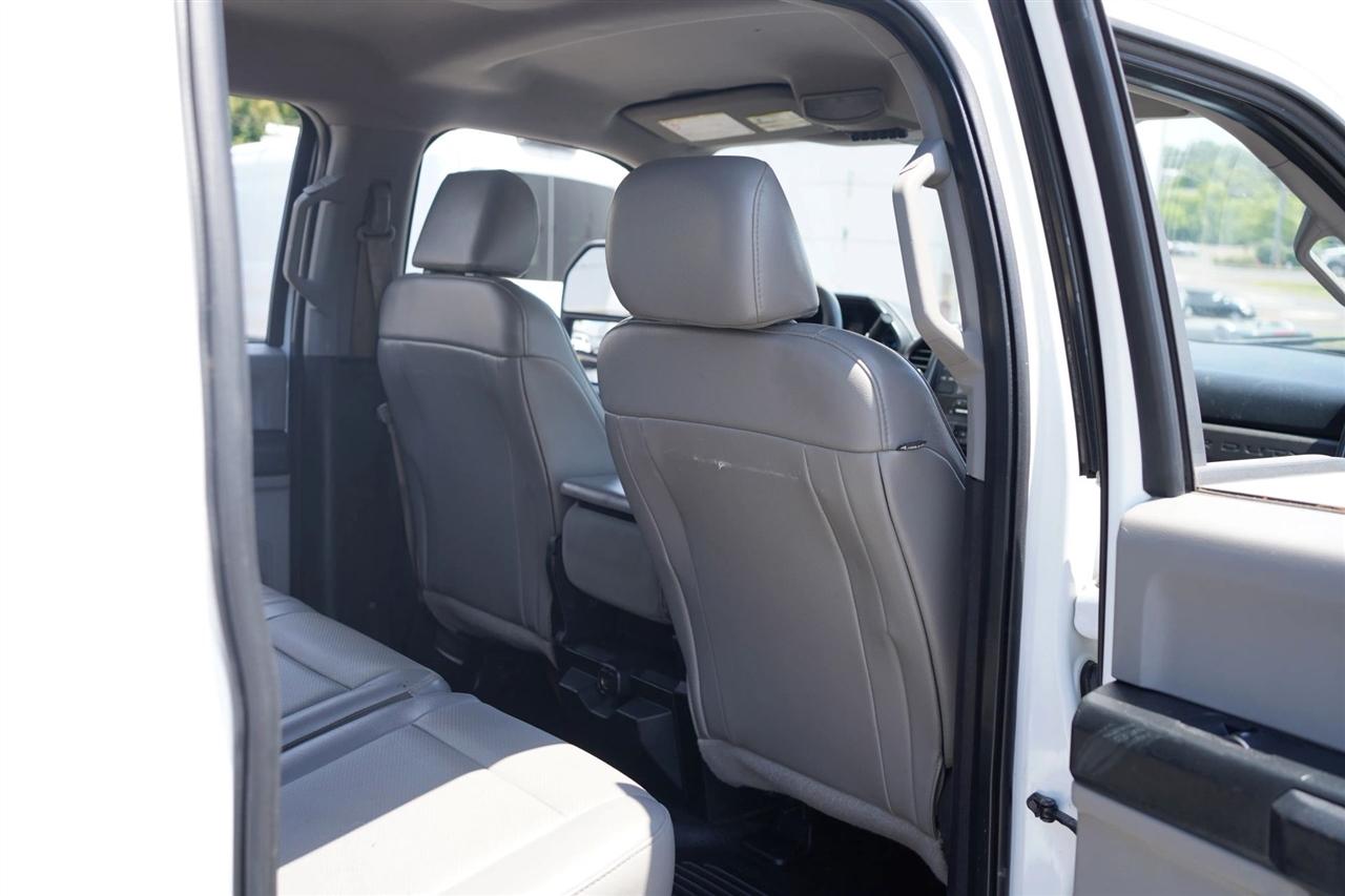 Ford F-450 SD Crew Cab DRW 2WD 2018