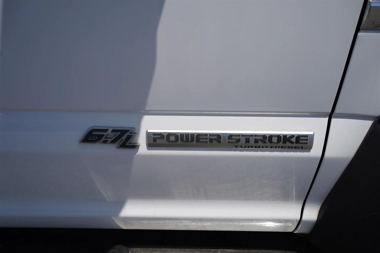 Ford F-450 SD Crew Cab DRW 2WD 2018