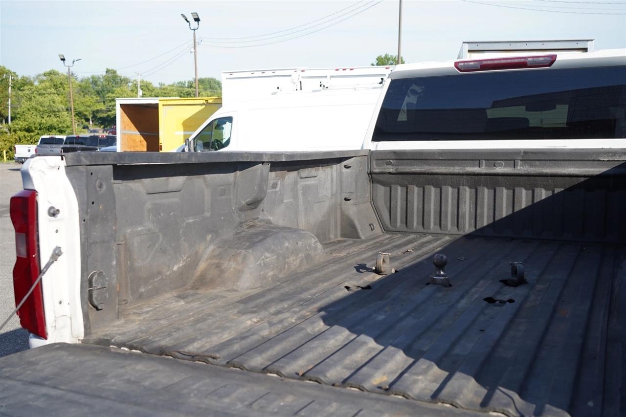 Chevrolet Silverado 3500HD Work Truck Crew Cab 4WD 2024