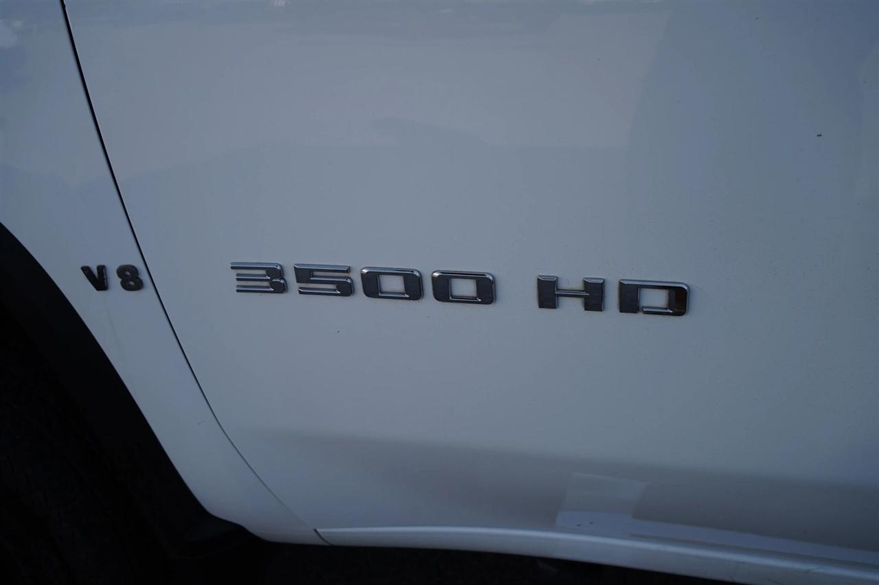 Chevrolet Silverado 3500HD Work Truck Crew Cab 4WD 2024