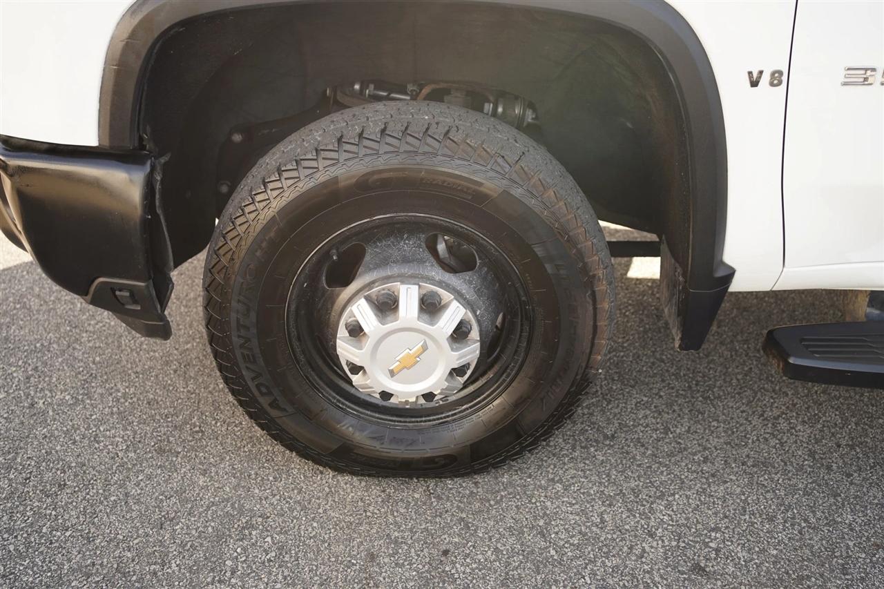 Chevrolet Silverado 3500HD Work Truck Crew Cab 4WD 2024