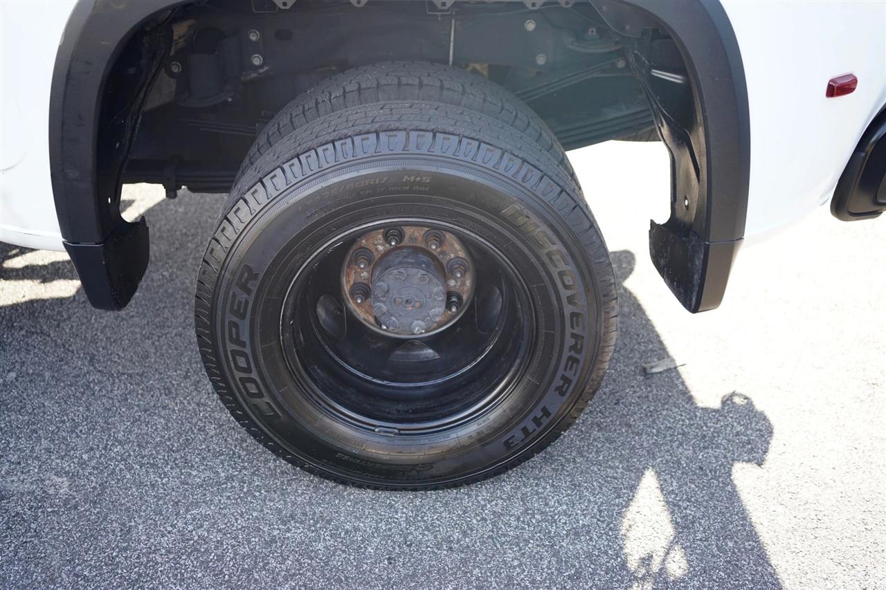 Chevrolet Silverado 3500HD Work Truck Crew Cab 4WD 2024