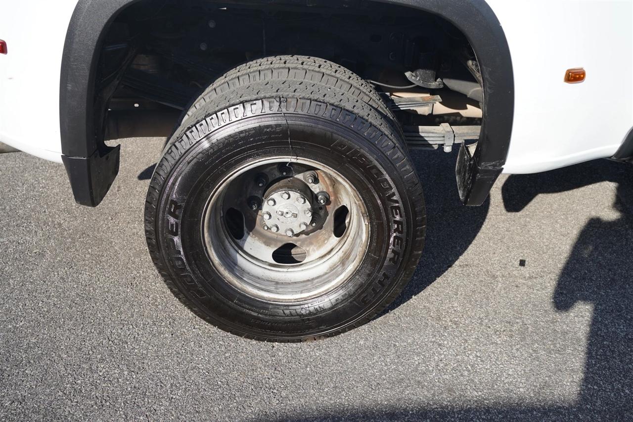 Chevrolet Silverado 3500HD Work Truck Crew Cab 4WD 2024