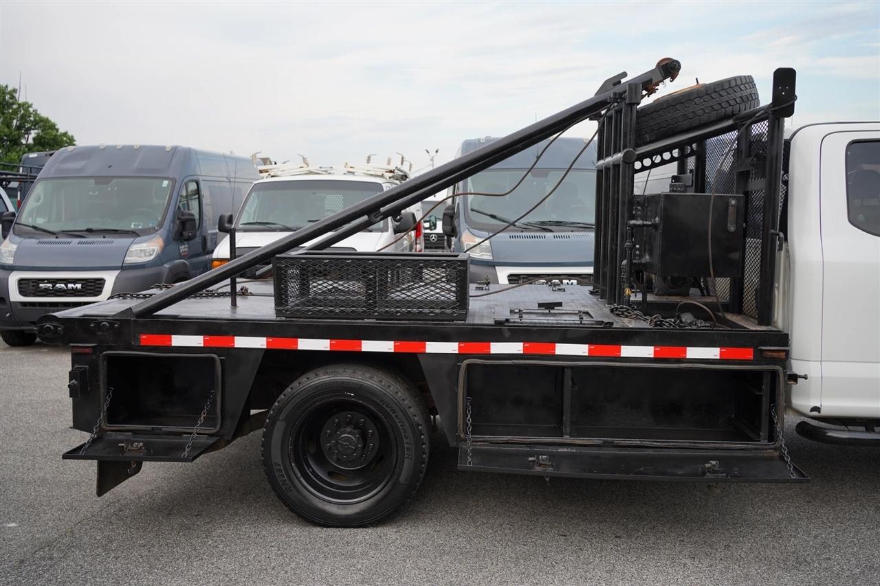 Ford F-550 SuperCab DRW 4WD 2017
