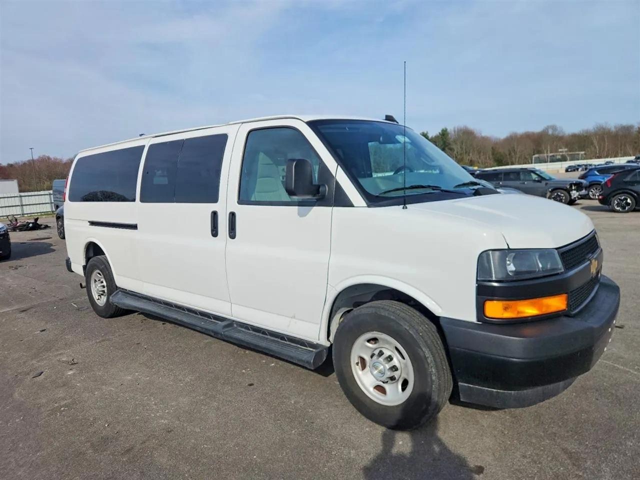 Chevrolet Express LS 3500 Extended 2023
