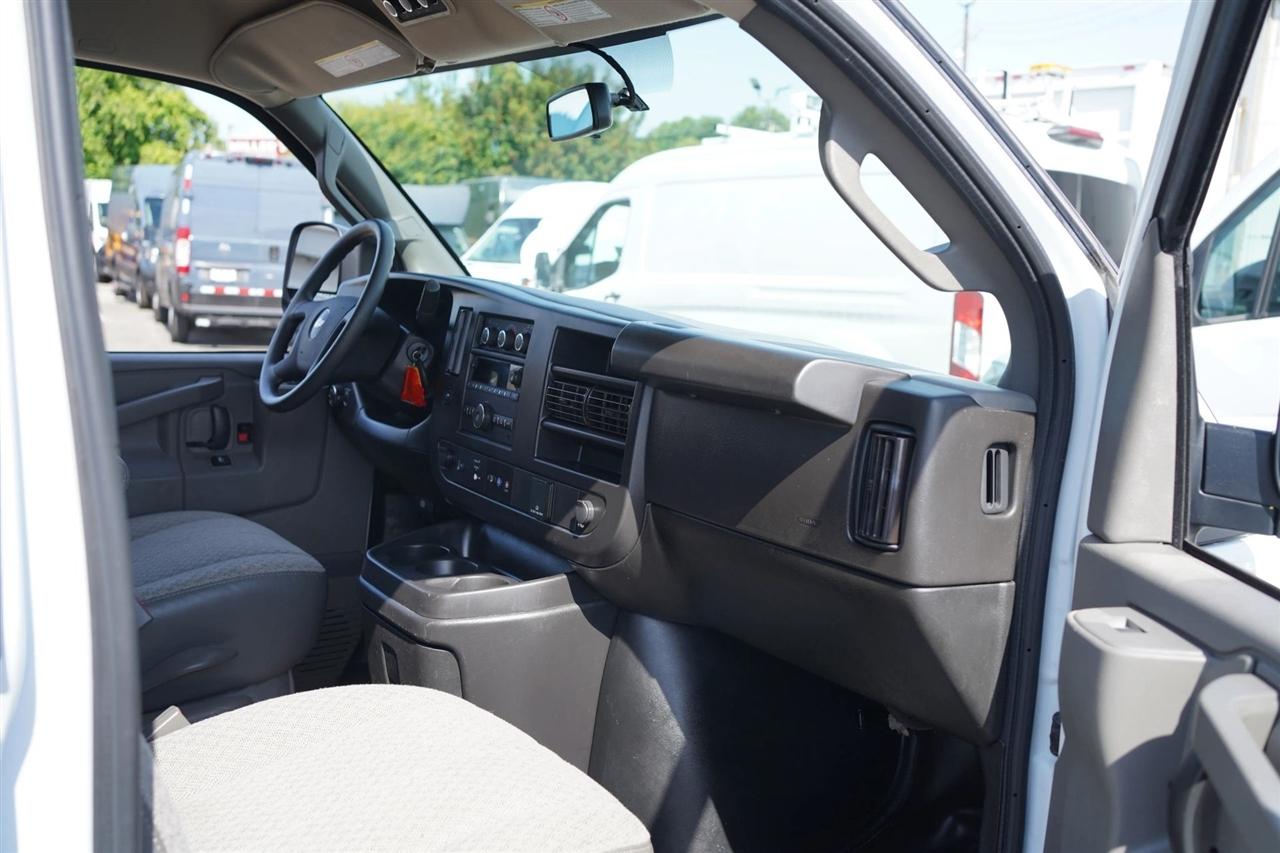 Chevrolet Express LS 3500 Extended 2023