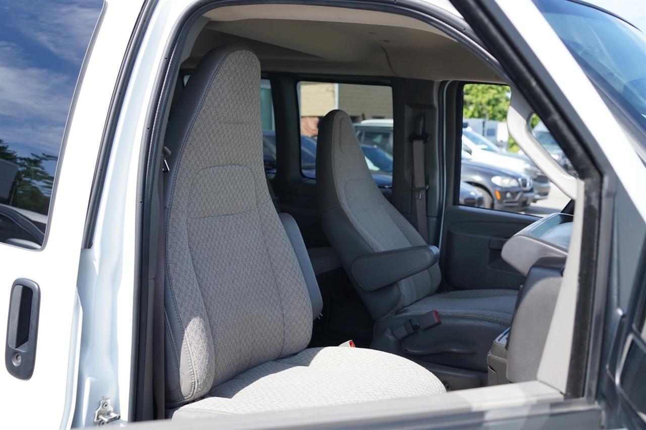 Chevrolet Express LS 3500 Extended 2023