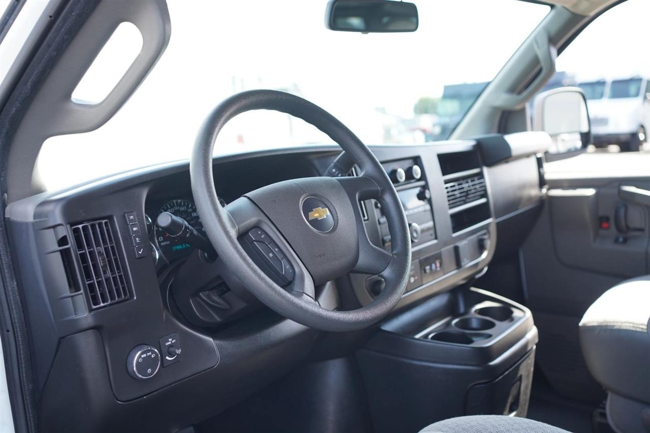 Chevrolet Express LS 3500 Extended 2023