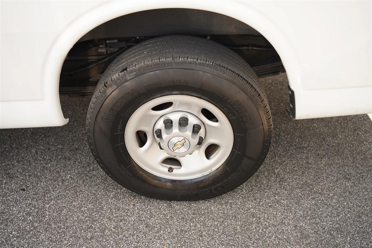 Chevrolet Express LS 3500 Extended 2023