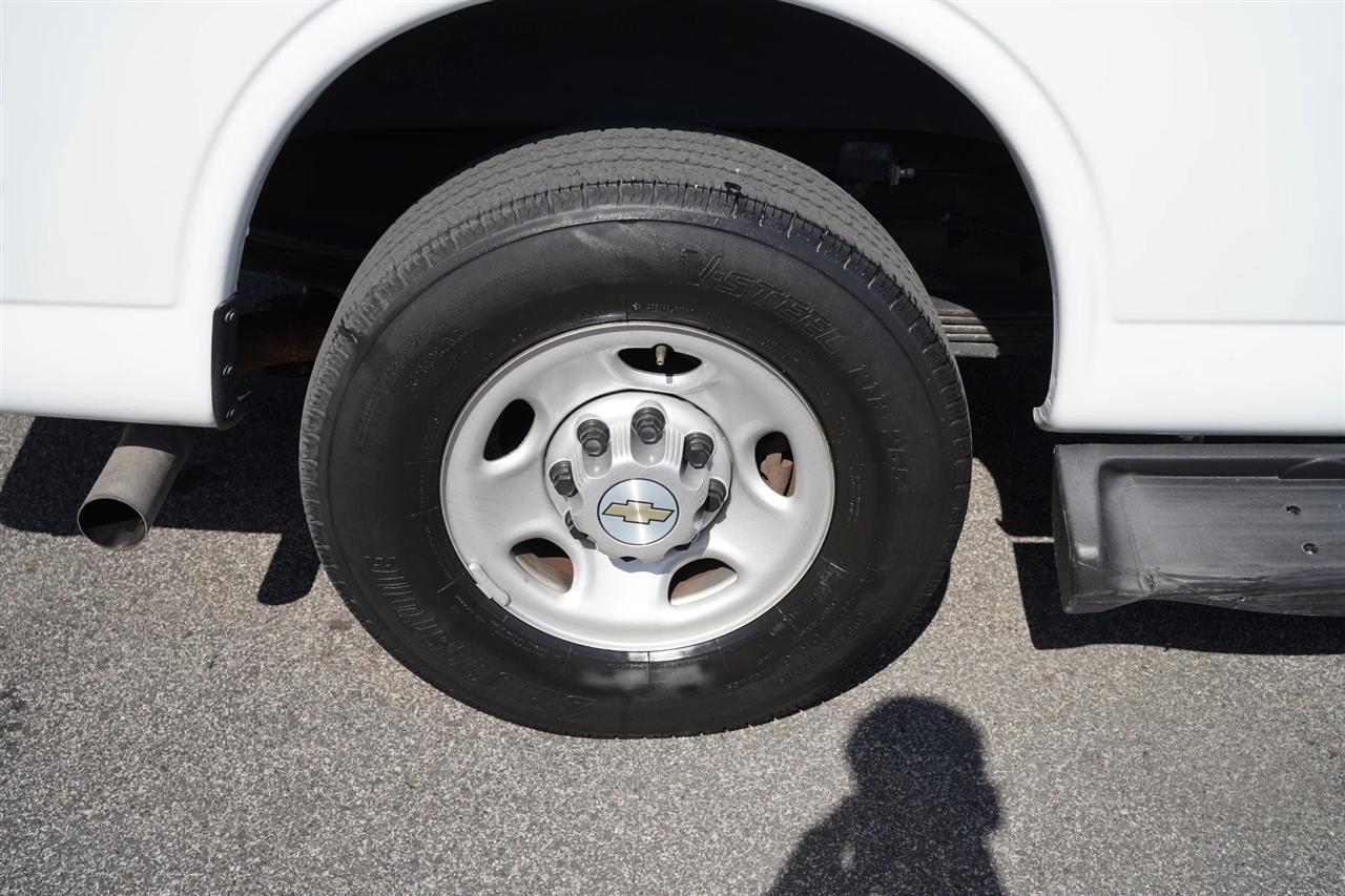 Chevrolet Express LS 3500 Extended 2023