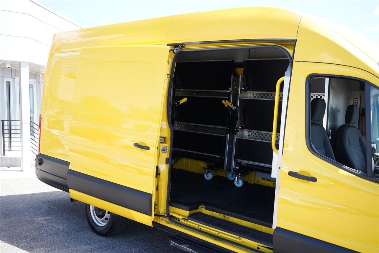 Ford Transit 250 Van High Roof w/Sliding Pass. 148-in. WB EL 2021