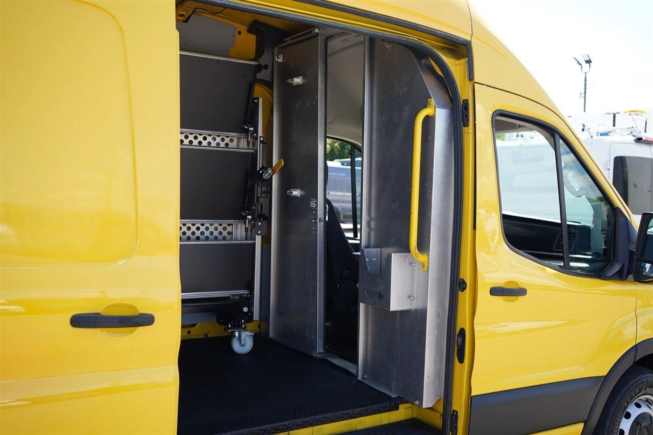 Ford Transit 250 Van High Roof w/Sliding Pass. 148-in. WB EL 2021