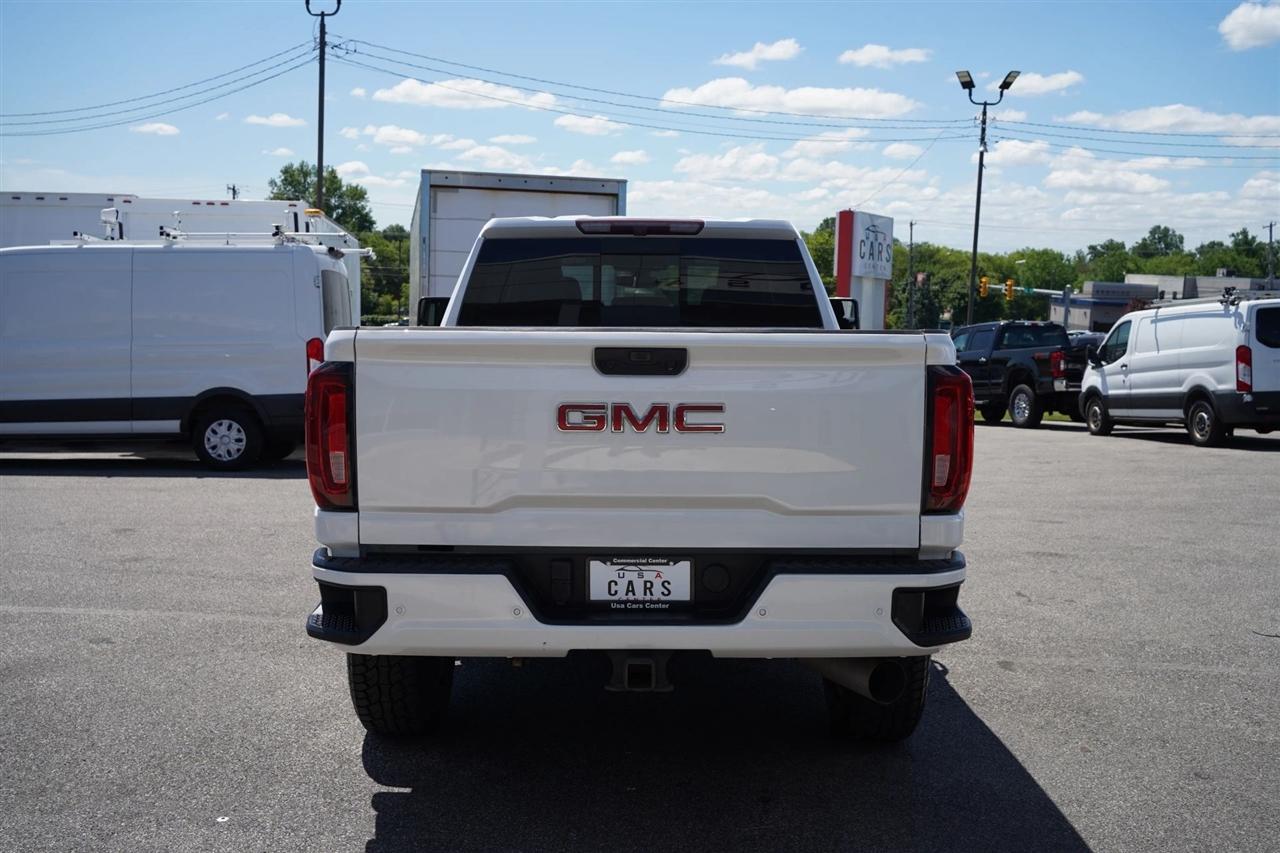 GMC Sierra 2500HD Denali Crew Cab 4WD SB 2022