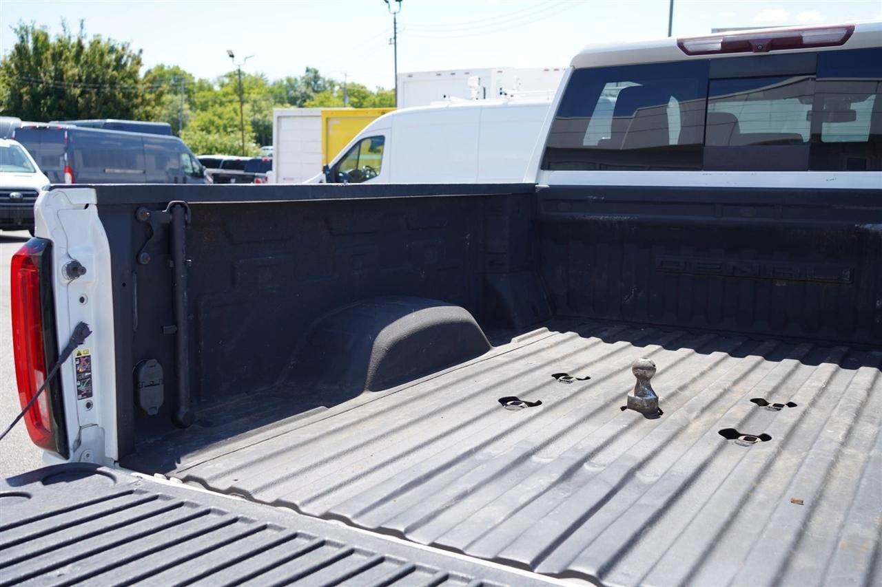 GMC Sierra 2500HD Denali Crew Cab 4WD SB 2022